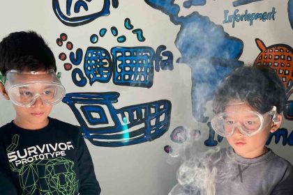 mugla-genclik-merkezi-fen-bilimleri-atolyesinde-cocuklar-eglenerek-ogreniyor