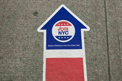 new-york-yeni-belediye-baskanini-secmek-icin-sandik-basinda