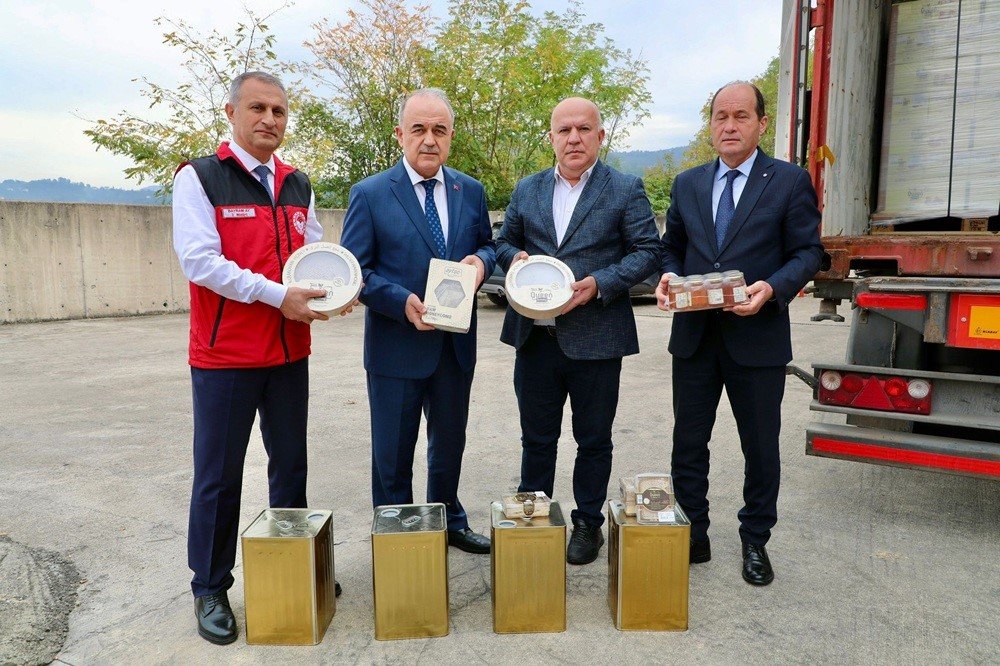 ordudan-ingiltereye-9-ton-bal-ihracati