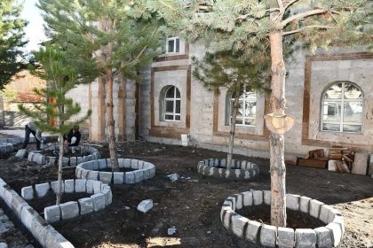 patnos-belediyesi-hizmette-hiz-kesmiyor