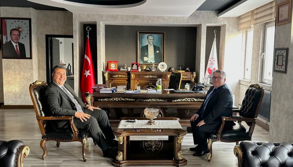 rektor-ozolcerden-karadeniz-eregli-kaymakami-yilmaza-ziyaret