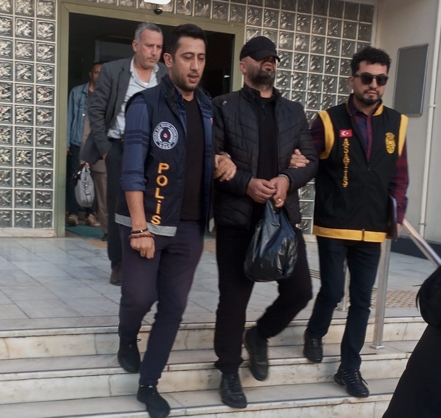 sali-pazarinda-yakalandi-cezaevinin-yolunu-tuttu