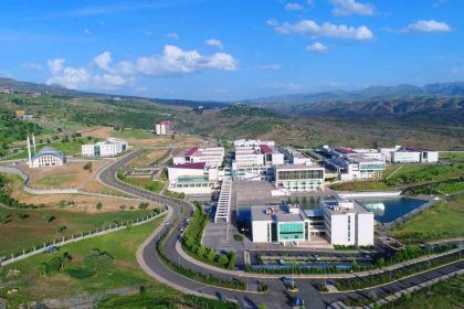 sayistay-raporu-ortaya-cikardi-sirnak-universitesi-kayitlarinda-681-milyonluk-tutarsizlik-tespit-edildi