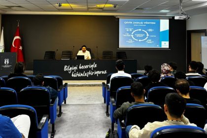 sektorle-bulusma-etkinliginde-yazilim-konusuldu