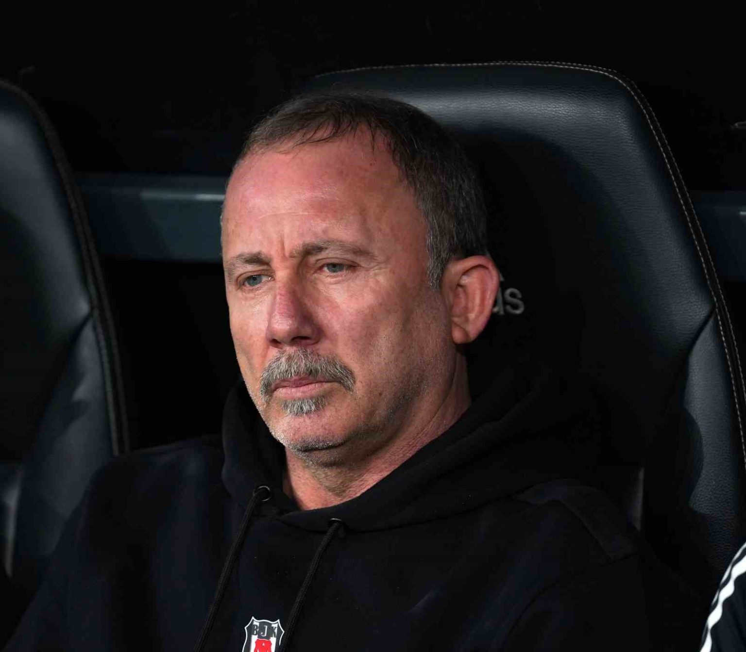 sergen-yalcin-ilk-doneminin-gerisinde-kaldi