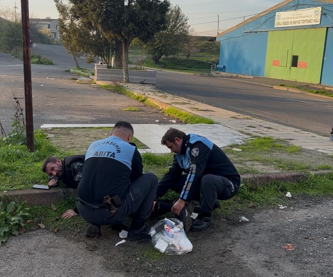 tekirdagda-kalca-ve-sirtindan-bicaklanan-adam-montumu-istediler-vermedim