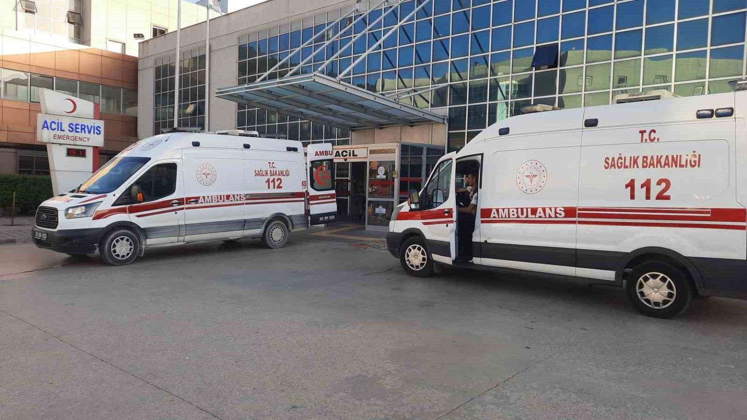 tokatta-iki-kardes-pet-sisenin-patlamasiyla-yaralandi