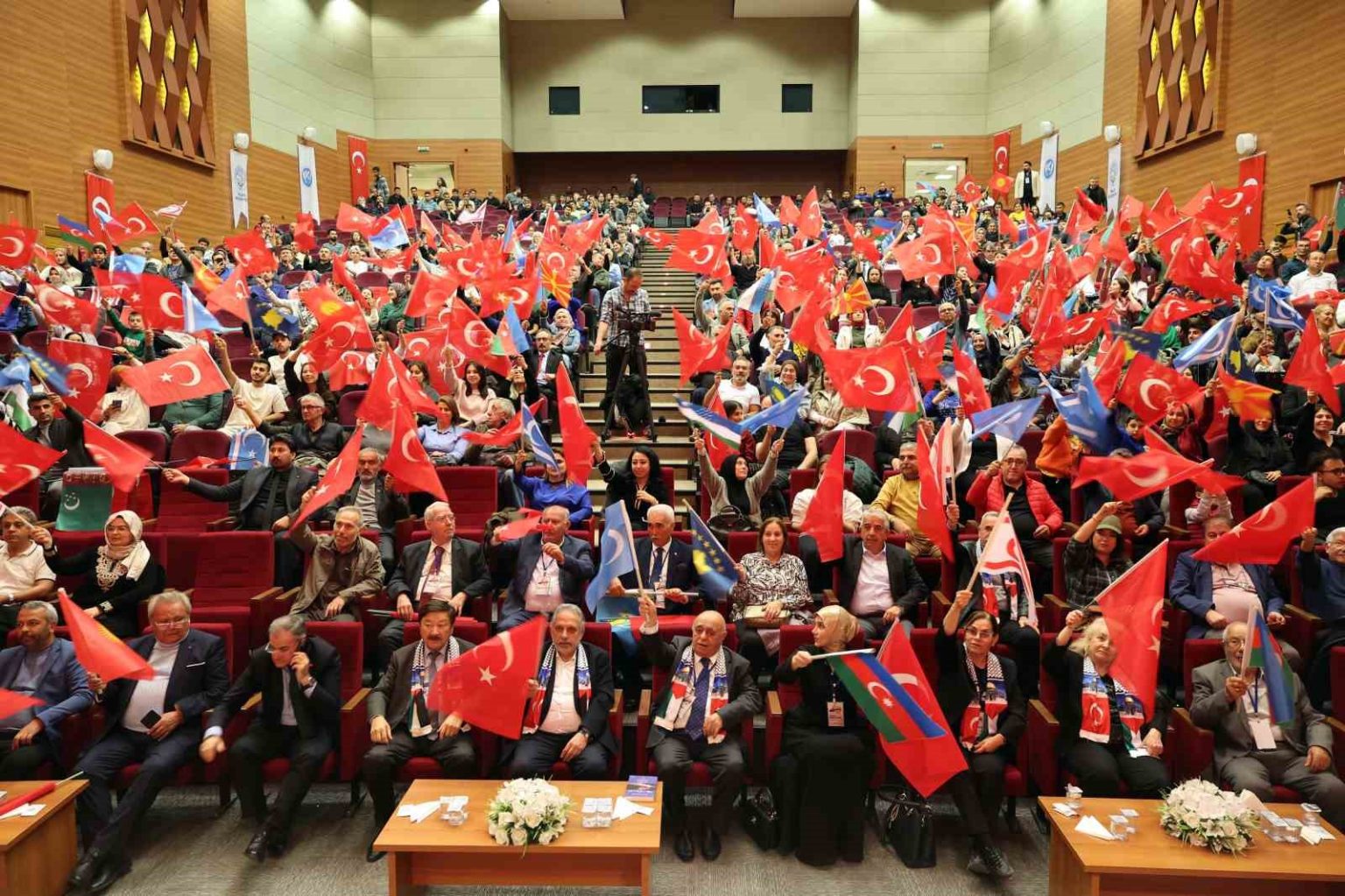 turk-dunyasi-talasa-muhtesem-gosteriyle-veda-etti