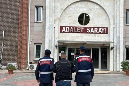 uyusturucu-ticaretinden-14-yil-2-ay-20-gun-hapis-cezasi-bulunan-firari-yakalandi