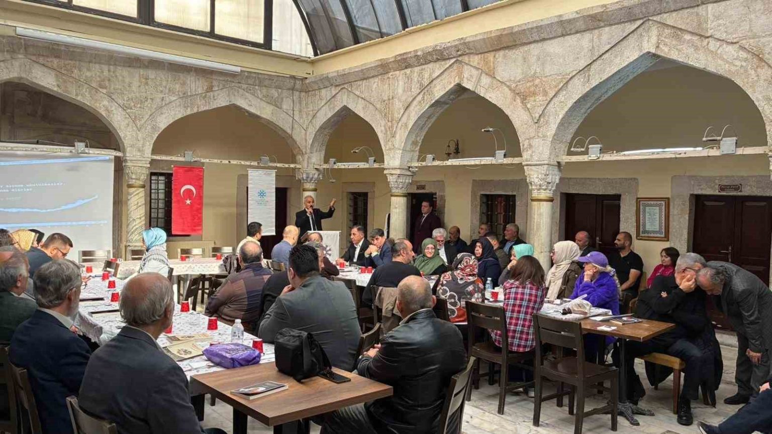 yazar-recep-seyhan-icin-anma-programi-duzenlendi