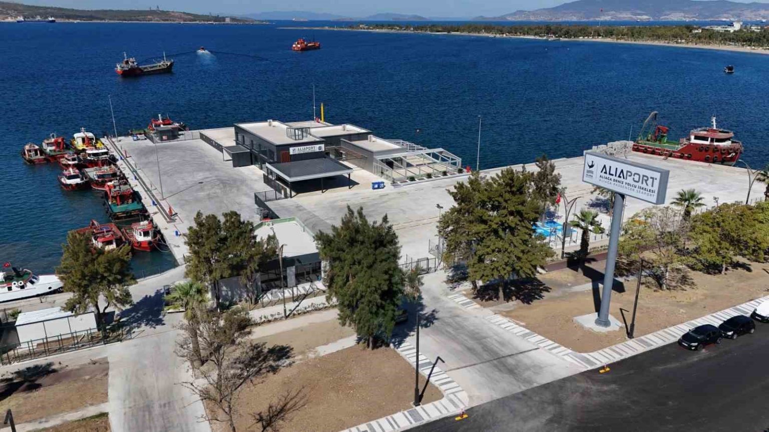 aliagayi-ege-adalari-ile-birbirine-baglayacak-olan-aliaport-deniz-yolcu-iskelesi-hizmete-hazir