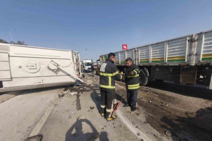 antakyada-trafik-kazasi-2-yarali