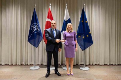 bakan-fidan-finlandiyali-mevkidasi-valtonen-ile-bir-araya-geldi