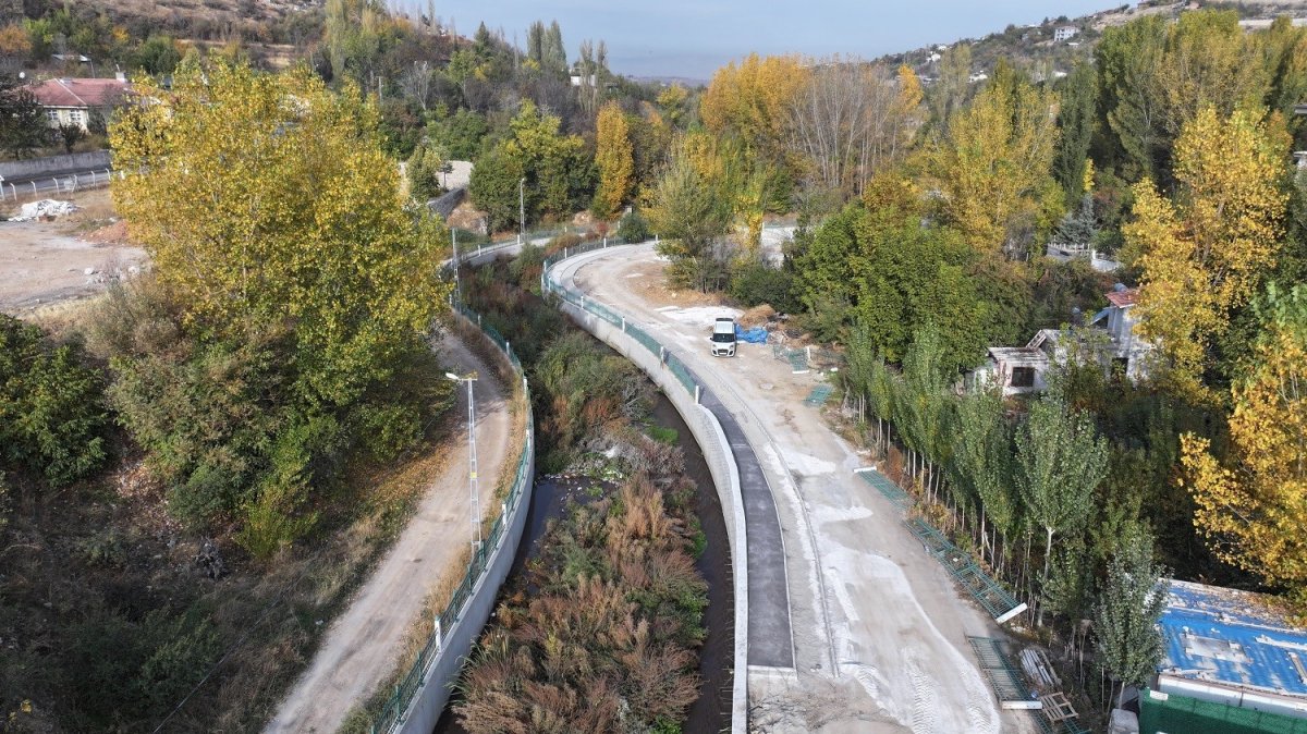 baskan-gecit-beylerderesi-bisiklet-ve-yuruyus-yolu-projesini-inceledi