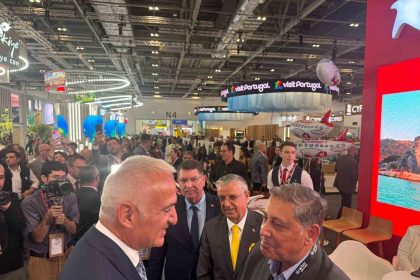 baskan-topaloglu-londra-uluslararasi-turizm-fuarinda