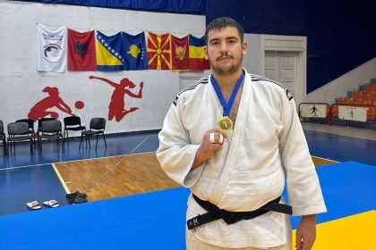 beun-spor-bilimleri-fakultesi-ogrencisi-hidirdan-balkan-sampiyonlugu