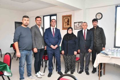 beylikova-belediyesi-yeniyurt-mahallesine-sosyal-tesis-kazandirildi