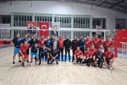 bozuyukte-kaymakamlik-kurumlar-arasi-voleybol-turnuvasi-basladi