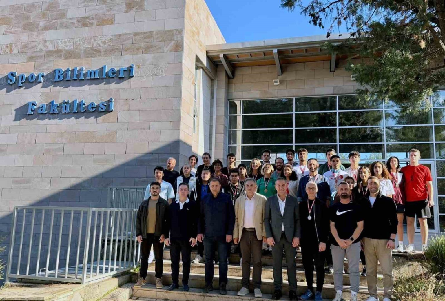 cumhuriyetin-102-yili-mskude-sporla-kutlandi