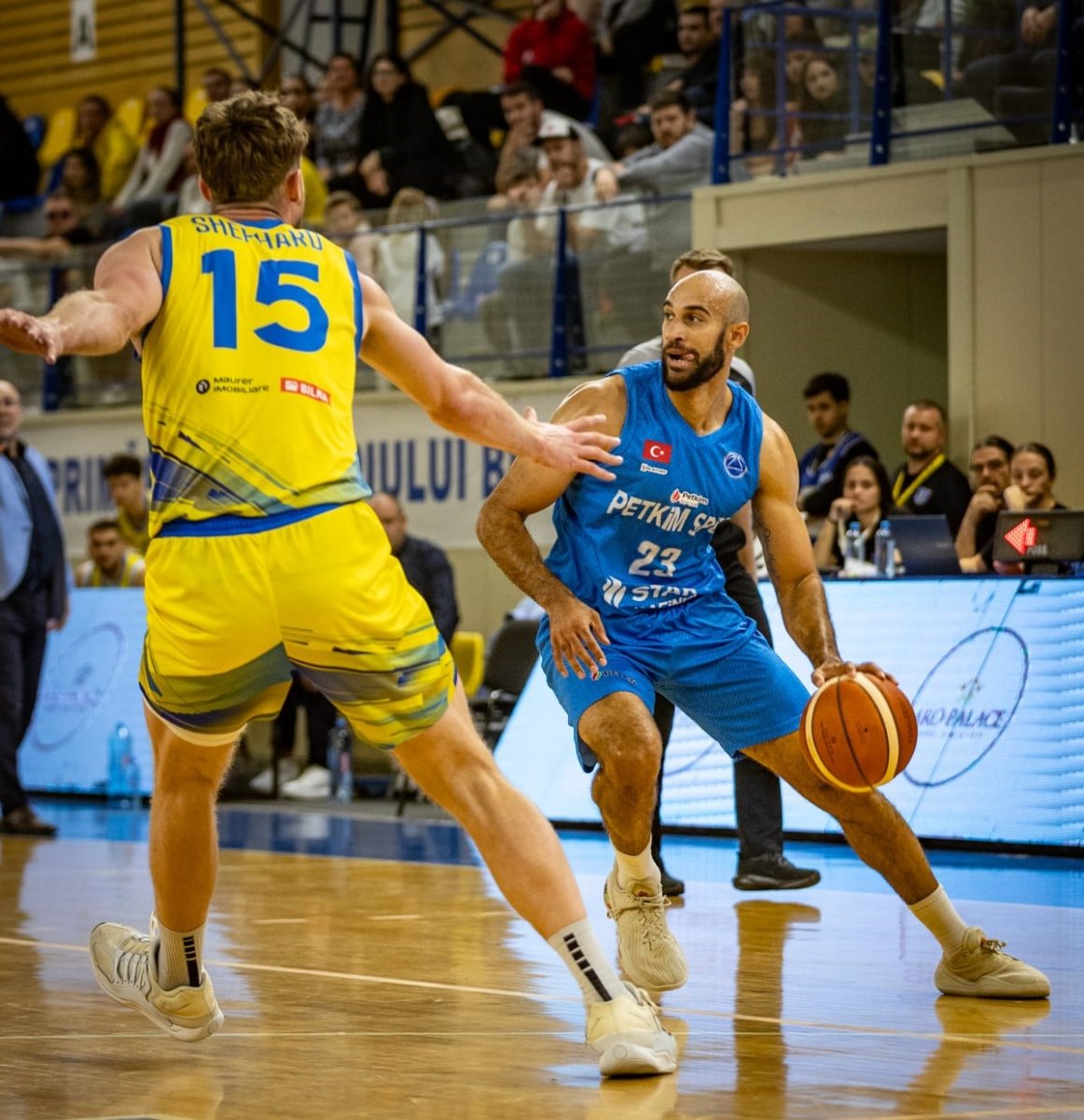 fiba-avrupa-kupasi-csm-corona-brasov-73-aliaga-petkimspor-97