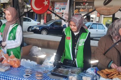 gazze-icin-hayir-carsisi-kurdular