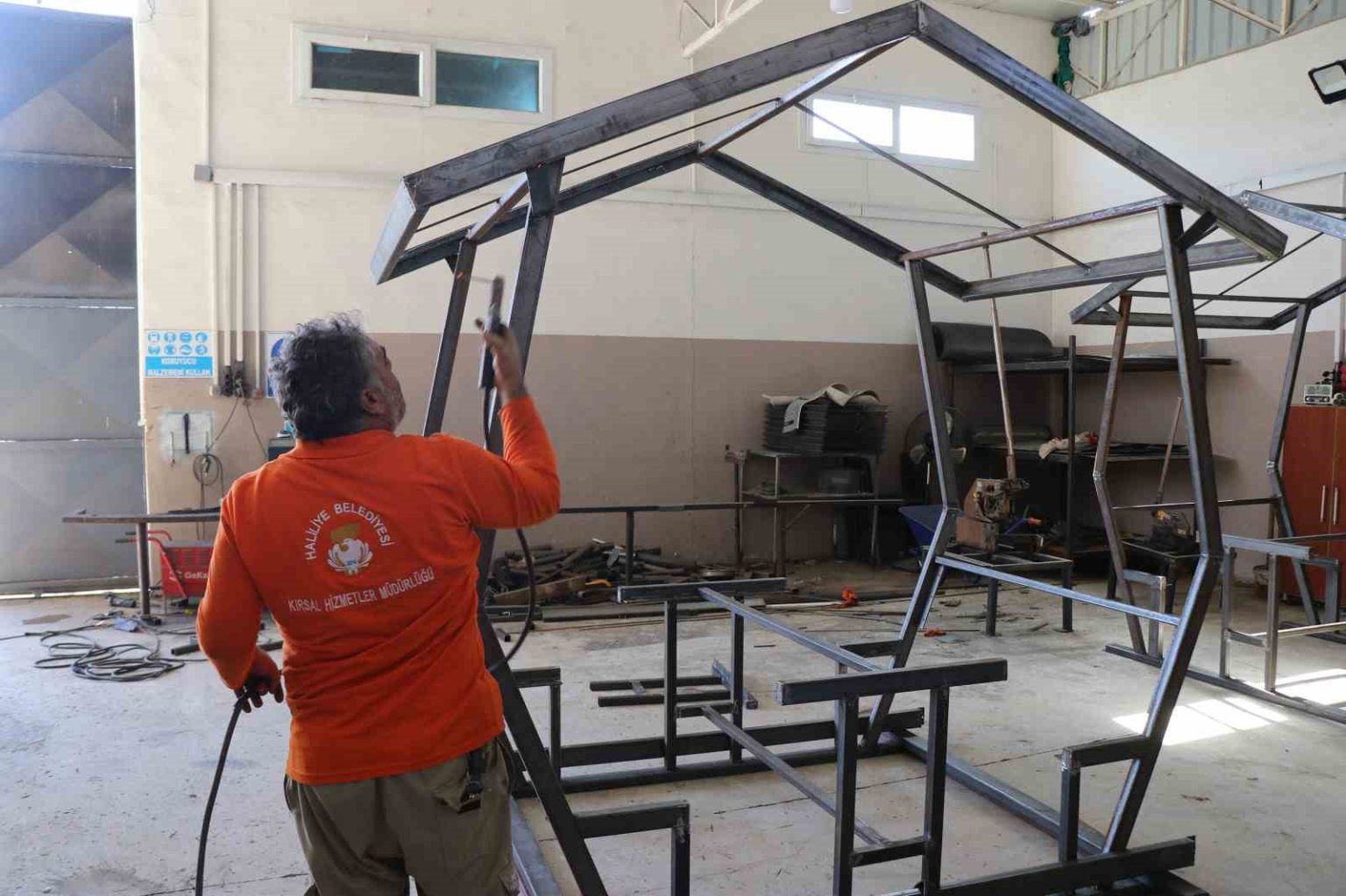 haliliye-belediyesi-kendi-kaynaklariyla-uretim-yapiyor