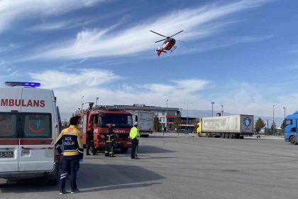 helikopter-ambulans-motosiklet-kazasinda-agir-yaralanan-cocuk-icin-havalandi