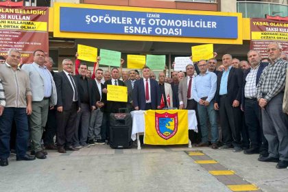 izmir-soforler-ve-otomobilciler-esnaf-odasi-korsan-tasimaciliga-karsi-ses-yukseltti