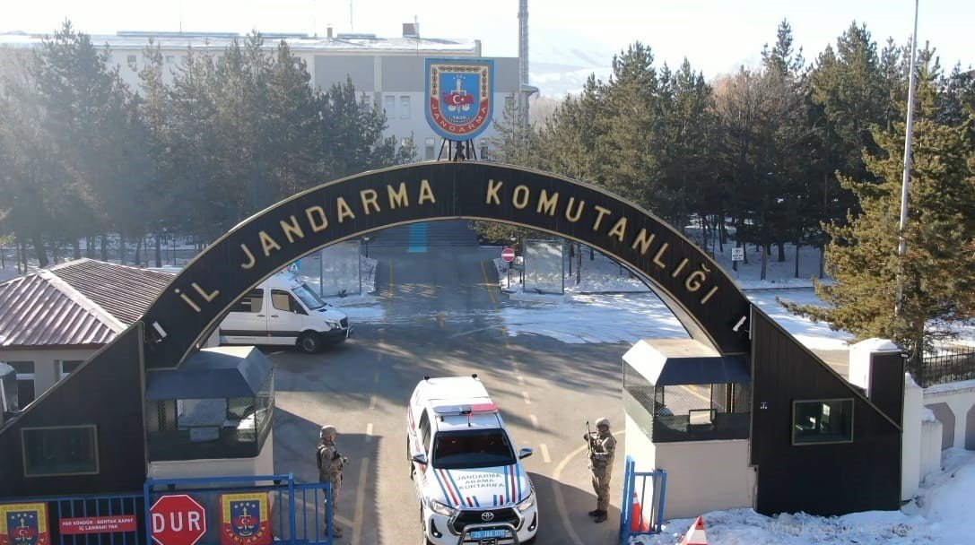 jandarmanin-sanal-devriyesinden-suclulara-gecit-yok