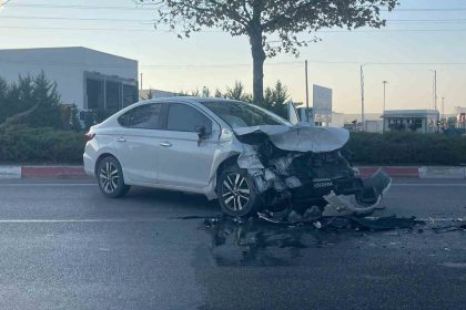 karamanda-tirla-otomobil-carpisti-1-yarali