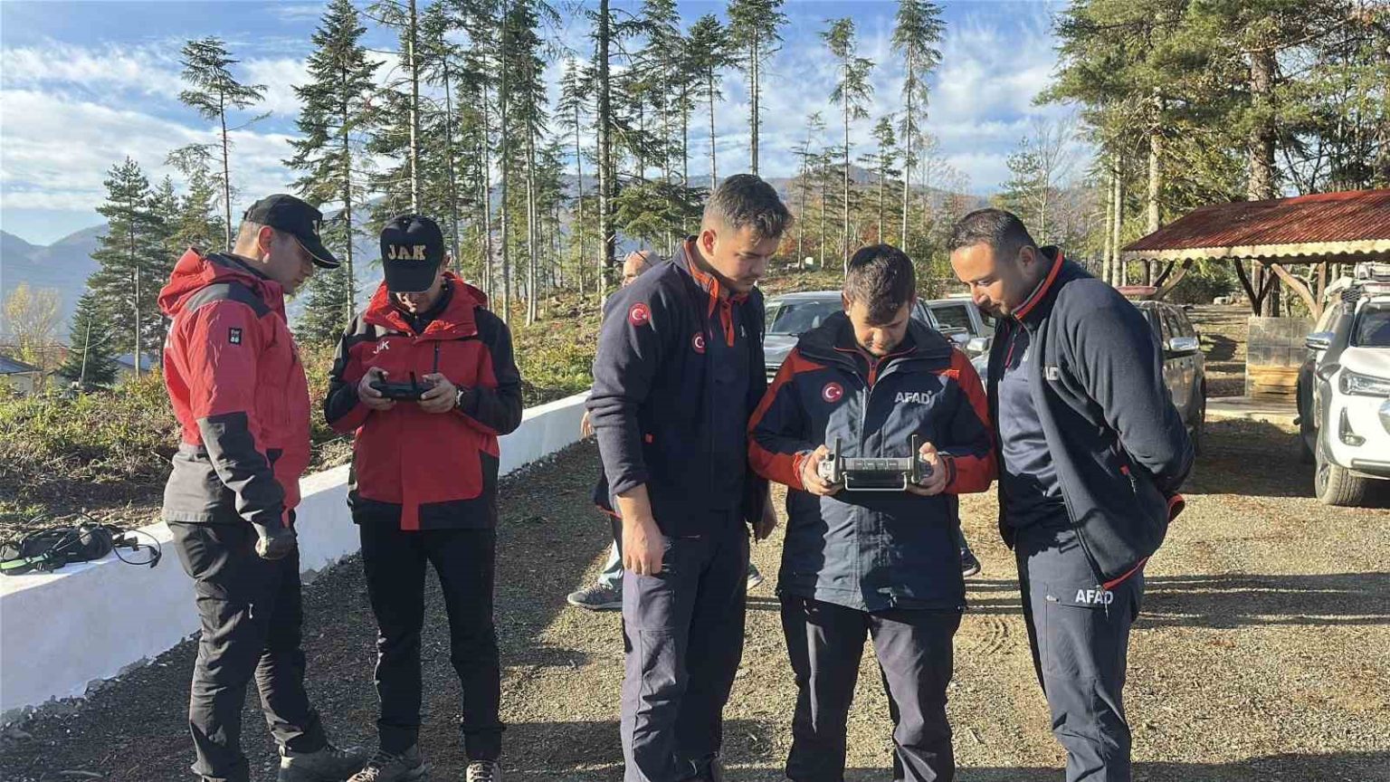 kastamonudaki-kayip-anne-ve-oglunu-arama-calismalari-ucuncu-gununde-devam-ediyor