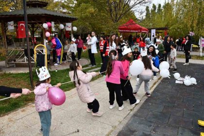 kizilay-haftasi-tuncelide-yogun-katilimla-kutlandi