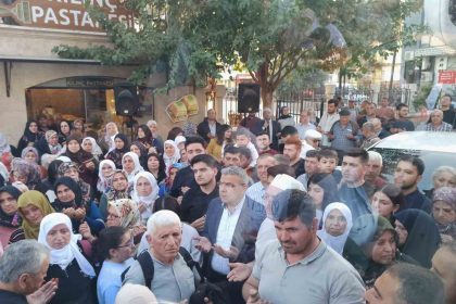 koskte-umre-yolculari-dualarla-ugurlandi