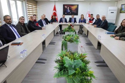 kuraklik-riski-altindaki-eber-ve-aksehir-golleri-icin-bir-araya-gelindi