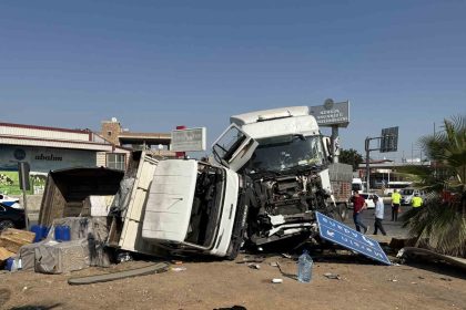 mersinde-tirlar-zincirleme-kaza-yapti-2-yarali