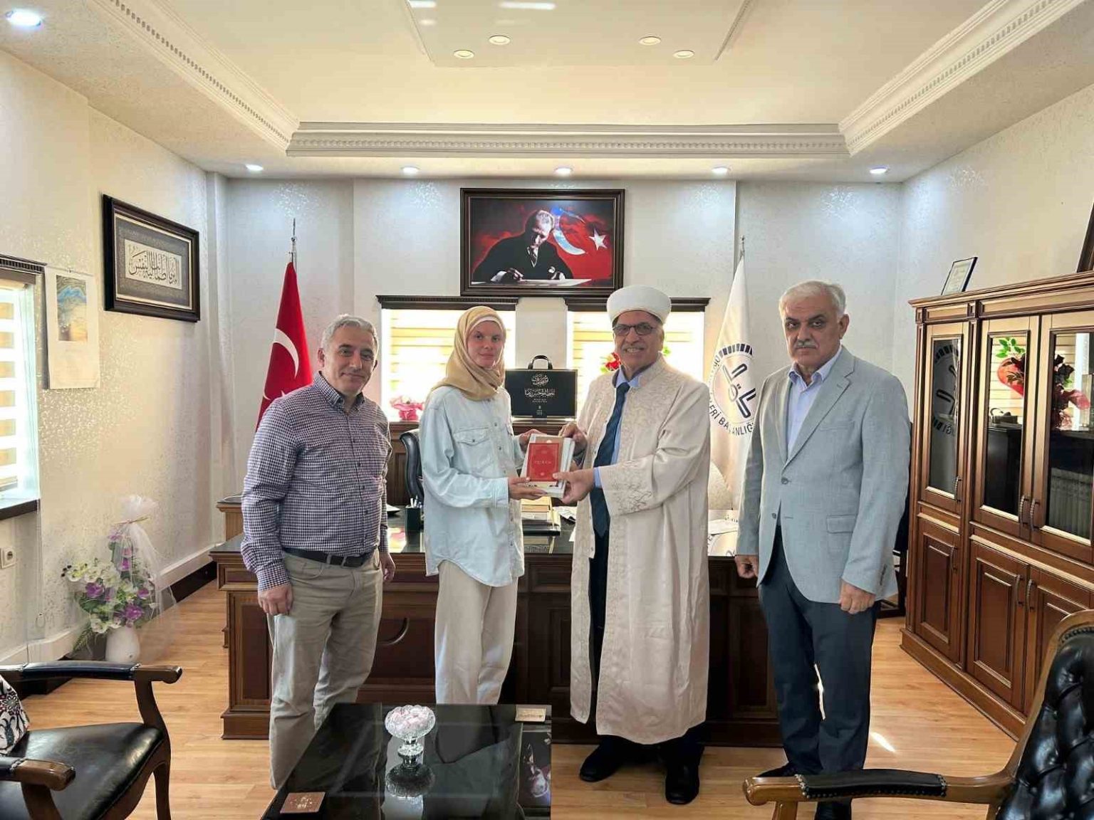 polonyali-gazeteci-antalyada-musluman-oldu