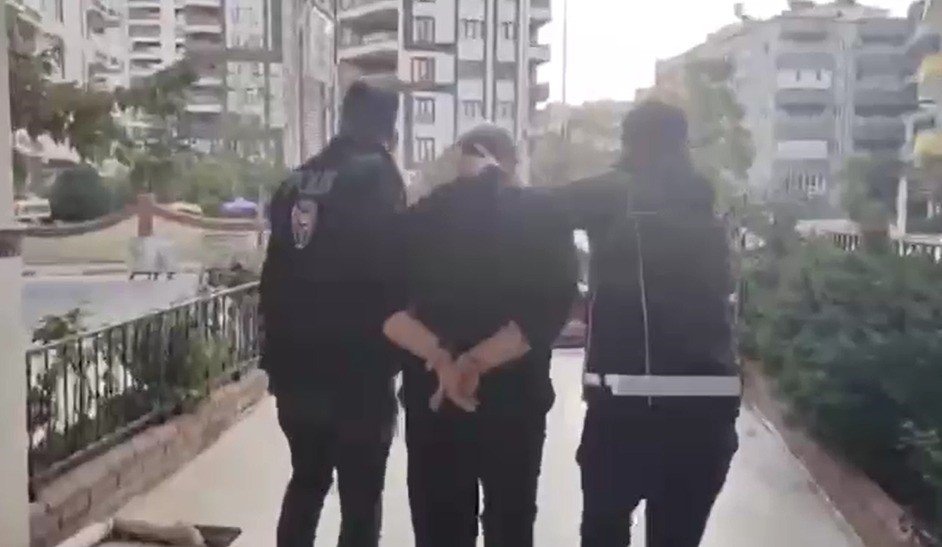 sanliurfada-daes-operasyonu-11-gozalti