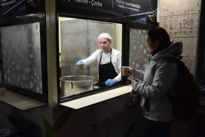 sinav-haftasinda-ogrencilere-sicak-bir-mola