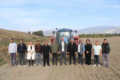 soke-belediyesinin-bugday-tohumlari-bereket-icin-yeniden-toprakla-bulustu