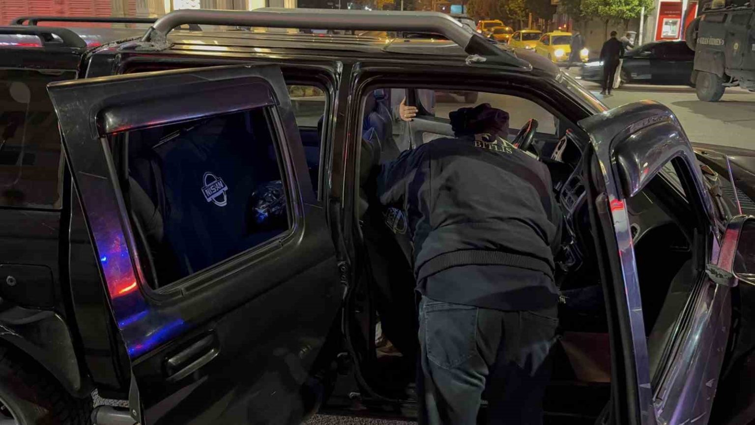 tatvanda-jandarma-ve-polisten-ortak-asayis-uygulamasi