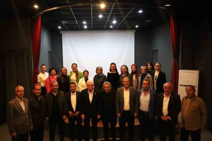 yesil-akil-bulusmalari-birlikte-sifir-atik-programlarinin-ilki-osmde-gerceklestirildi