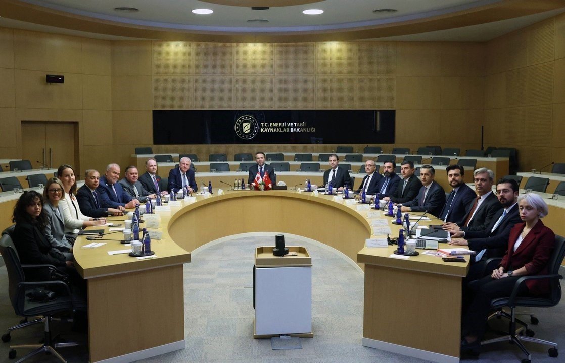 bakan-bayraktar-nukleer-santrallerle-ilgili-dunyanin-onde-gelen-sirketleri-ile-gorusmelerimizi-surduruyoruz