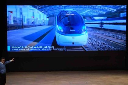 bakan-yardimcisi-boyraz-genclere-milli-hizli-treni-boyle-tanitti