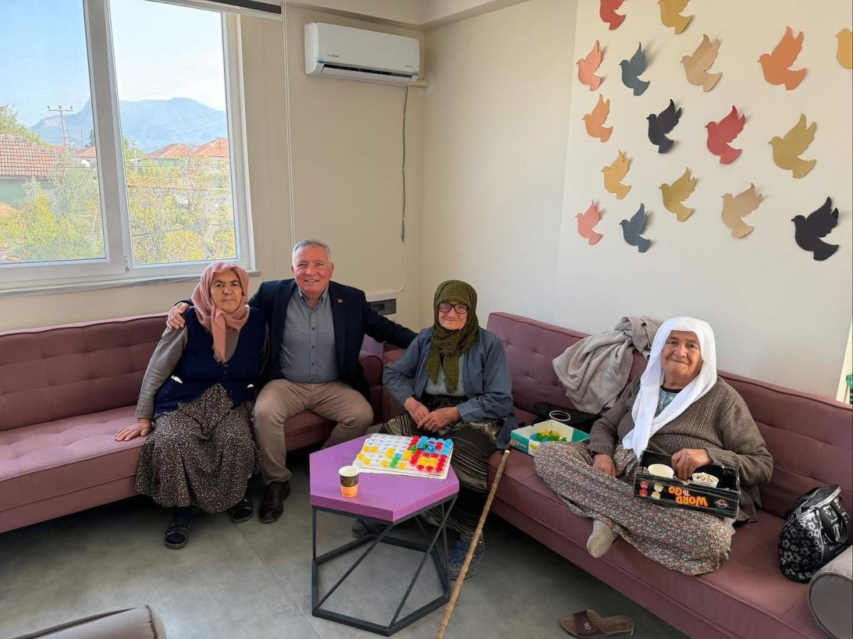 baskan-kepenekten-yasli-rehabilitasyon-merkezine-anlamli-ziyaret