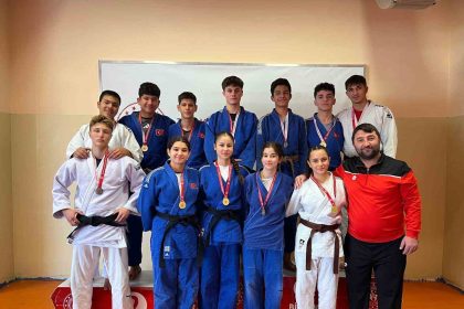 bilecikte-genc-judocular-il-sampiyonasi-icin-minderde-bulustu