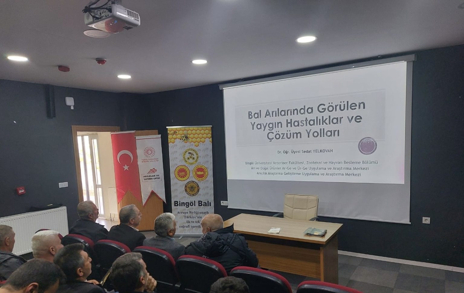 bingolde-aricilara-seminer-verildi