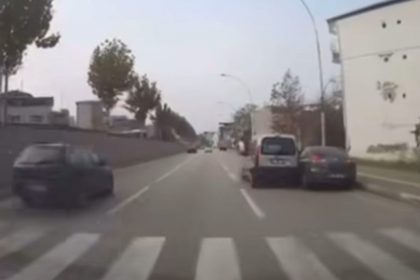 bursada-kazalar-arac-kamerasina-yansidi