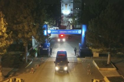 corum-jandarmasindan-zehir-tacirlerine-dev-darbe-736-bin-217-uyusturucu-hap-ele-gecirildi