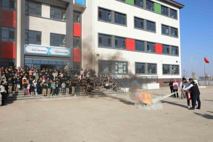 diyarbakirda-afet-farkindalik-egitimleri-devam-ediyor