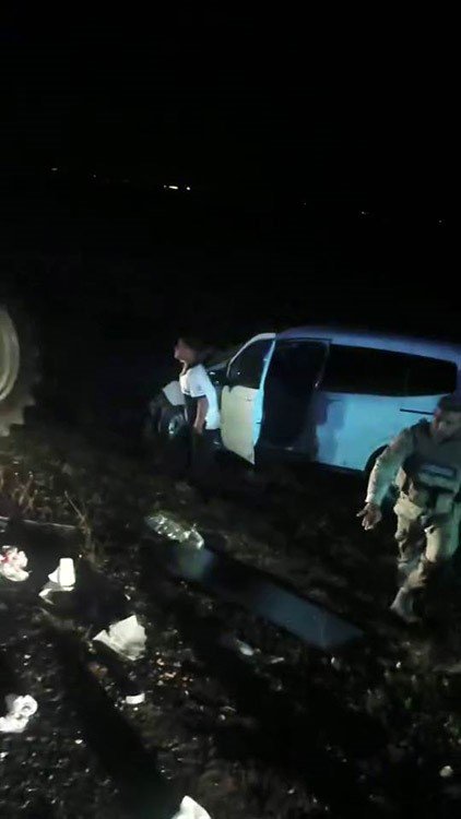 diyarbakirda-traktor-ile-hafif-ticari-arac-carpisti-2-yarali